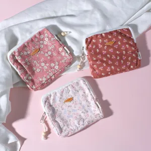 ví vải nhỏ đựng đồ cá nhân secret, thiết kế nhỏ gọn, khoá cài chắc chắn, màu sắc nhẹ nhàng, hoá tiết nữ tính, chất vải mềm mịn
