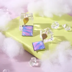 square clay earrings, accentuating facial features, harmonious color combination, impressive square earring shape
