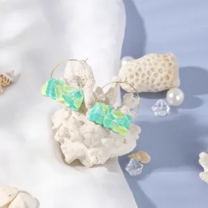 hoa tai đất sét sóng, kỹ thuật thiết kế đất sét điêu luyện, màu sắc nổi bật, dáng bông tai chữ nhật lạ mắt, thoải mái khi sử dụng