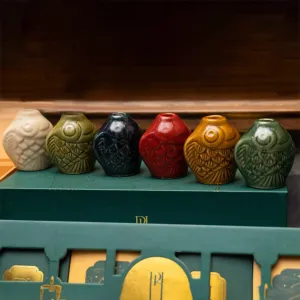 tượng mèo gốm phủ men khắc hoa dây, hceramic, chus