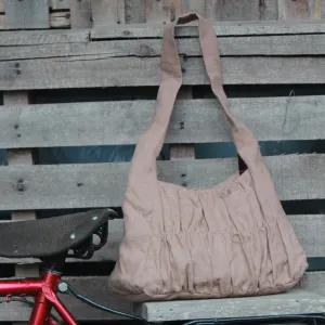 linen bag, natural linen fabric, unique puffed sewing technique, easy to match with outfits, suitable for daily use