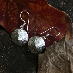 conical hat silver earrings, deeply eastern simplicity, premium silver material, exquisite and charming jewelry piece