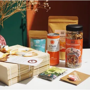 Hộp Quà Tươi Mới, Set Quà Hạt Dinh Dưỡng Và Kombucha, Bữa Xế Lành Mạnh, Quà Tặng Ý Nghĩa Dưới 400K, Hộp Quà Mành Tre Thân Thiện Với Môi Trường