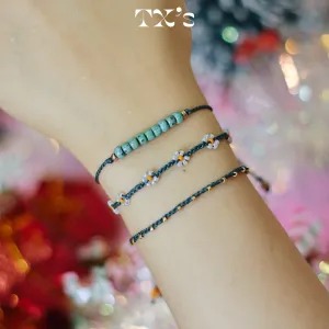 The Christmas Daisy Miyuki Bracelet Gift Set is a stunning Christmas gift, featuring handmade bracelets and accessories, making it a unique and meaningful addition to any holiday gift box