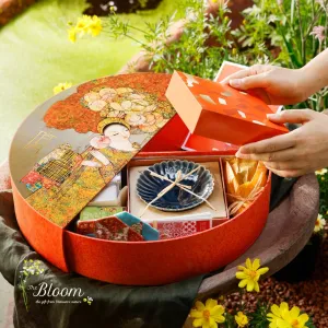 Set quà tết Hương Sắc Tết là gợi ý hộp quà Tết hoàn hảo với những đặc sản Việt Nam thượng hạng, được đóng gói cao cấp để trao trọn lời chúc đầu xuân