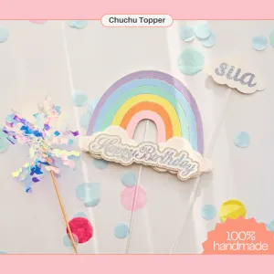 Bộ chữ Happy Birthday có nền là cầu vồng hỗ trợ trang trí bánh kem, sinh nhật được thiết kế bắt mắt, đi kèm mỗi sản phẩm là những phụ kiện trang trí vui nhộn, làm nên bữa tiệc hân hoan