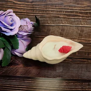 The Seashell Scented Candle, crafted from natural wax and infused with premium essential oils, invites you to dive into the ocean's embrace, bringing a soothing coastal aroma to any space - a unique, handmade gift for someone special