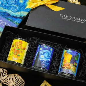 Set Quà "Cảm Hứng Van Gogh" – dấu ấn nghệ thuật trên từng tặng phẩm, với hộp quà nến thơm tranh Van Gogh làm từ sáp đậu nành lành tính, là lựa chọn hoàn hảo cho cả nam và nữ, mang đến không gian thư giãn đầy cảm xúc.