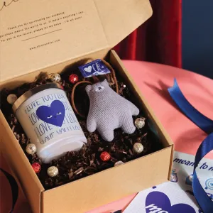 Set Quà Tặng Valentine Nến Thơm Và Móc Khóa Cho Bạn Trai - hộp quà Valentine đầy ý nghĩa, giúp bạn trao chàng những lời tri ân lãng mạn và gửi gắm yêu thương trọn vẹn, hoàn hảo làm quà cho bạn trai.