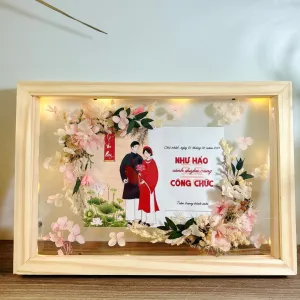 A Custom Photo with Dried Flower Frame beautifully combines handmade flower art and personalization, creating a unique way to preserve precious moments- a thoughtful gift for her that turns memories into timeless custom dried flower art.