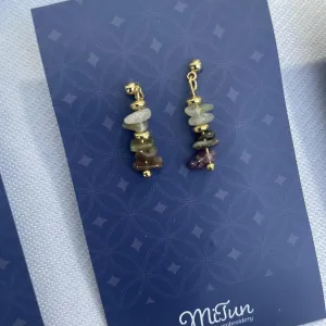 Stone Earrings is a breath of nature captured in unique handmade earrings, blending artistic elegance with raw beauty; an impressive jewelry piece that makes a thoughtful birthday gift for her or a charming gift for your girlfriend