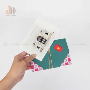 Ho Chi Minh Opera House Handmade Postcard from the I Love Saigon Collection captures the glamorous sound of Saigon in a hand-painted card with a handmade envelope, making it a perfect souvenir.