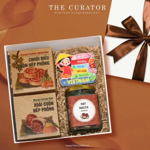 Hộp Quà "Flavors Box" - bản sắc gửi trao qua từng tặng phẩm, kết hợp set quà nam châm cùng hạt macca & đặc sản trái cây, lý tưởng làm quà Việt Nam cho người nước ngoài