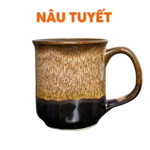 The Bat Trang Fire Glazed Ceramic Mug (250ml) showcases masterful craftsmanship, making it a unique tea and coffee mug that blends functionality with artistry - perfect as home decor, a Vietnamese ceramic treasure, and a meaningful souvenir