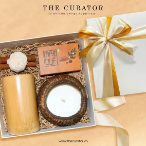 The "Nature Touch" Gift Set brings the treasures of Vietnam’s nature to life with a coconut-scented candle, bamboo cup, and natural soap, making it the perfect eco-friendly corporate gift and a thoughtful green gift for any occasion