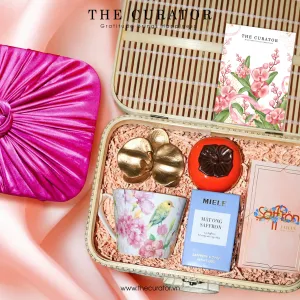 "Graceful Beauty" gift box showcases vibrant natural beauty with premium tea set featuring porcelain cup including saffron and honey, creating an elegant gift for her and premium birthday gift.
