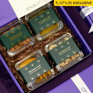 Hộp quà "Tinh Tế" thể hiện đẳng cấp của sự gửi trao, set quà độc quyền trái cây và hạt dinh dưỡng trong hộp quà chỉn chu làm quà biếu cho mọi dịp và quà tặng doanh nghiệp