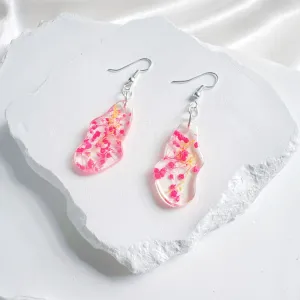 Resin Flower Rain earrings with real dried flowers colors perfectly preserved, handcrafted handmade jewelry as birthday gift for her