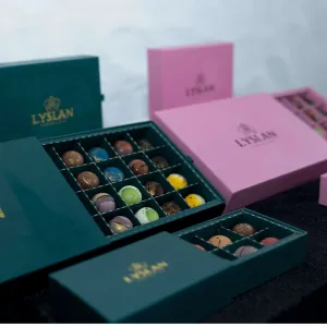 Hộp socola bonbon 24 viên hương vị độc nhất, set đặc sản Việt Nam đóng gói sang trọng làm quà tặng cho người nước ngoài