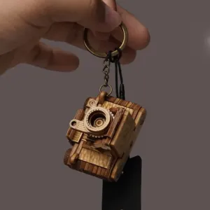 Móc khóa gỗ hình camera Zeiss Ikon Super Ikonta tái hiện trọn vẹn nét cổ điển, móc khóa gỗ thật thủ công gọn nhẹ quà lưu niệm độc nhất