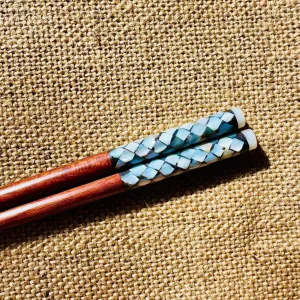 đũa gỗ trắc, dụng cụ ăn uống, hoa văn sang trọng, chất kiệu cao cấp, không sử dụng chất nhuộm màu, an toàn cho sức khoẻ, sản phẩm thủ công