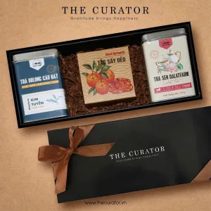 "Tea Journey" gift box with lotus tea, oolong tea, and kumquat jam, indulging in the essence of Vietnamese tea, a specialty gift and Vietnam souvenir.