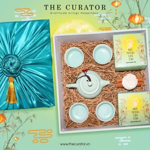 "Serene Autumn" Mid-Autumn Gift Box with mooncakes and teapot set, perfect for peaceful family reunion, corporate gifts, and traditional Mid-Autumn presents.