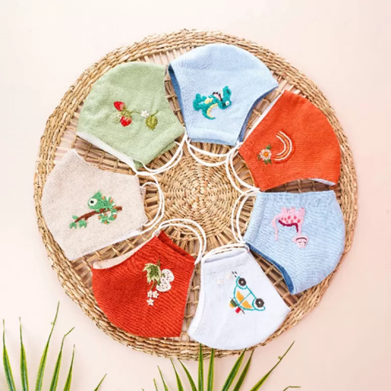 khẩu trang trẻ em thêu tay vải lanh, khẩu trang phong cách nhật bản, họa tiết nhỏ xinh, ôm khít khuôn mặt, bảo vệ mũi và miệng tối ưu