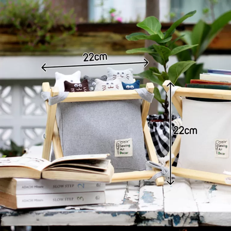 vintage storage bag, along with woody frame (small size), easily foldable and portable, durable, home decor, handcrafted product