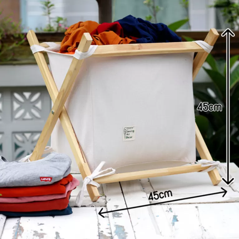vintage storage bag, along with woody frame (big size), large dimensions, easily foldable and portable, durable material, home decor