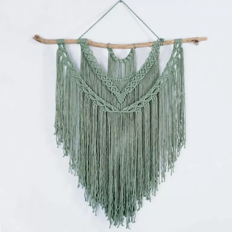 rèm dây treo tường trang trí 3 tầng macrame xanh nhạt, màu xanh tươi mát, thiết kế cầu kì, phụ kiện nội thất, sản phẩm handmade