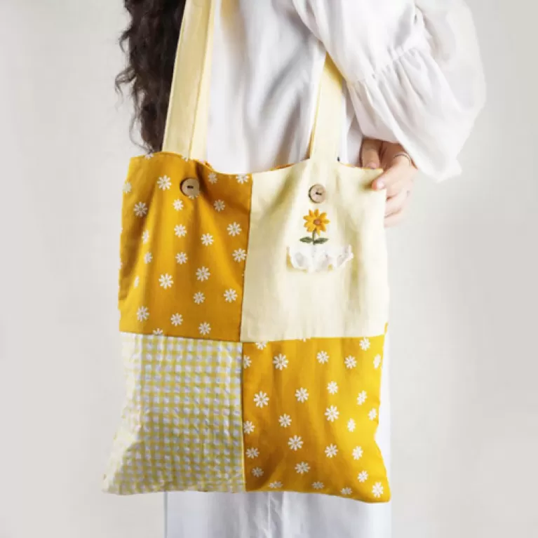 Túi Tote Vải Thêu Thủ Công, Túi Tote Nữ Handmade, Túi Xách Thêu Tay Phong Cách Nhẹ Nhàng Trẻ Trung