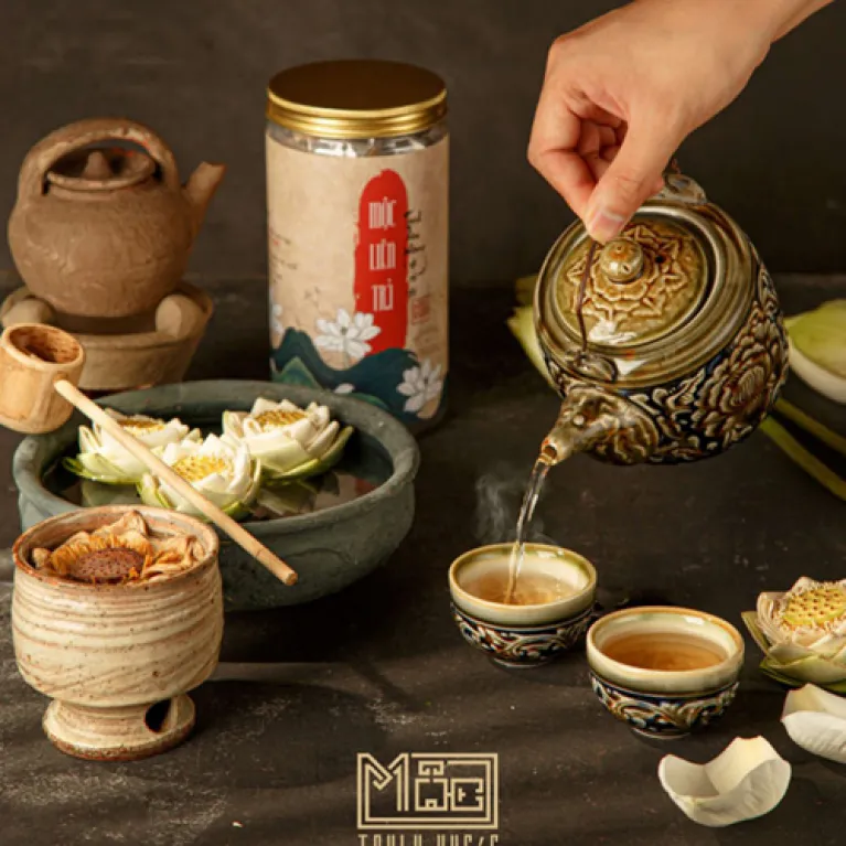 “Moc Lien” Lotus Tea, Herbal Tea Blend - Moc Truly Hue | CHUS