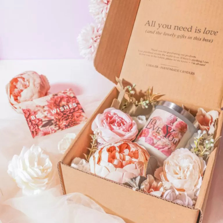 "For My Beloved" Scented Candle And Flower Gift Set, Love & Gratitude Gift Box, Valentine Gifts, Meaningful Gift For Her In Any Occasions