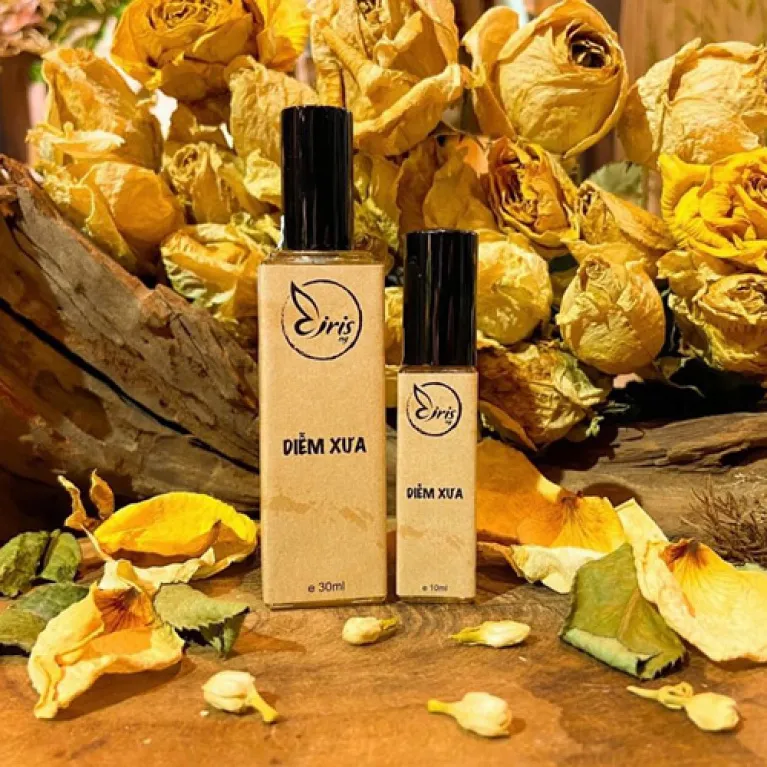 diem xua perfume, handmade perfume, oriental floral scent, classic fragrance, luxurious, sweet and gentle scent