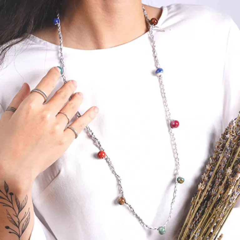 dây chuyền hạt gốm thủ công, phụ kiện handmade, thiết kế độc đáo, màu sắc trang nhã, phù hợp phối với trang phục đơn sắc