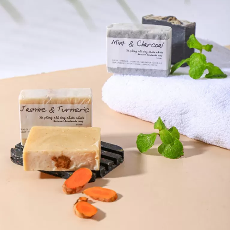 xà phòng thủ công tự nhiên limart, zero waste, 100% thiên nhiên, thảo mộc, tinh dầu nguyên chất, mùi hương thư giãn, việt nam, narguerite, chus