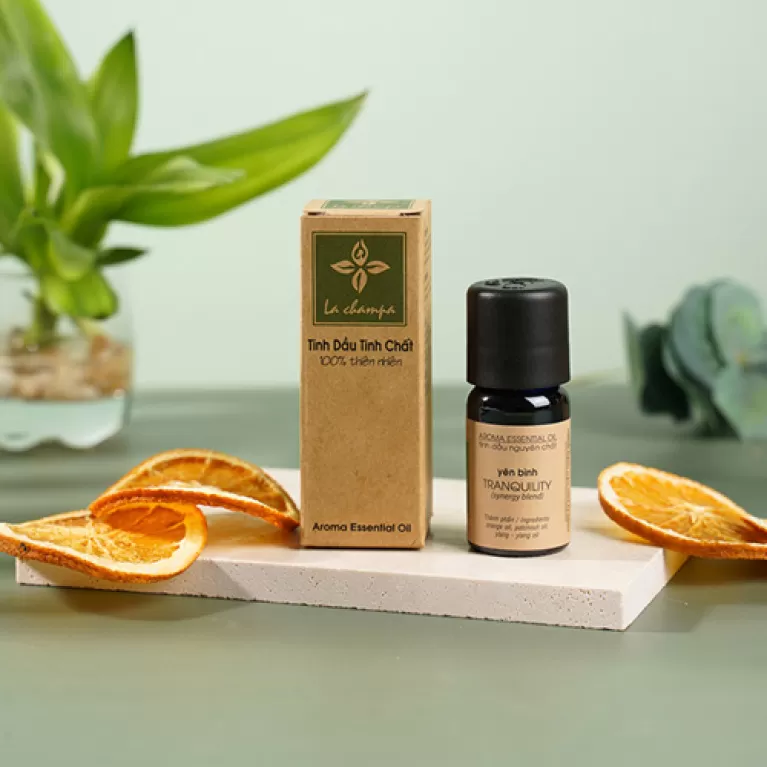 tinh dầu yên bình, cân bằng năng lượng, thu hút năng lượng tích cực, thư giãn tinh thần, sản phẩm lành tính, tinh dầu thiên nhiên, tinh dầu thiên nhiên, chus