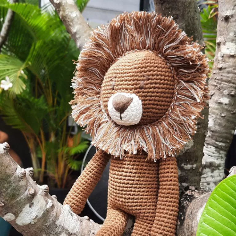 sư tử len nhồi bông lục lạc, thú bông lục lạc, thú nhồi bông móc len, đồ chơi bằng len handmade, thú bông cho bé