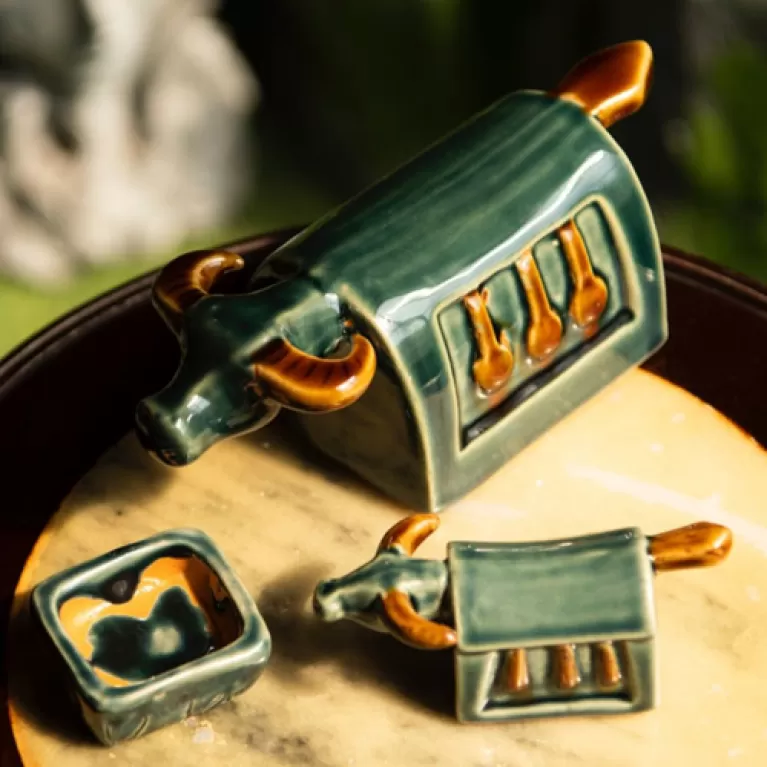 tượng trâu mõ gốm sành, màu xanh lam, hceramic, chus