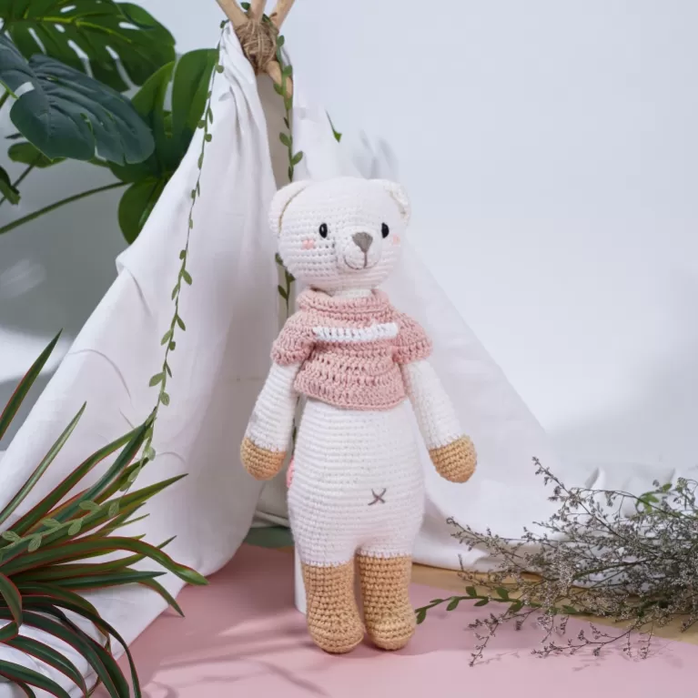 crochet stuffed standing lizzie bear, large size, woolen bear plush keychain, hand-knitted woolen bear, handmade bear plush