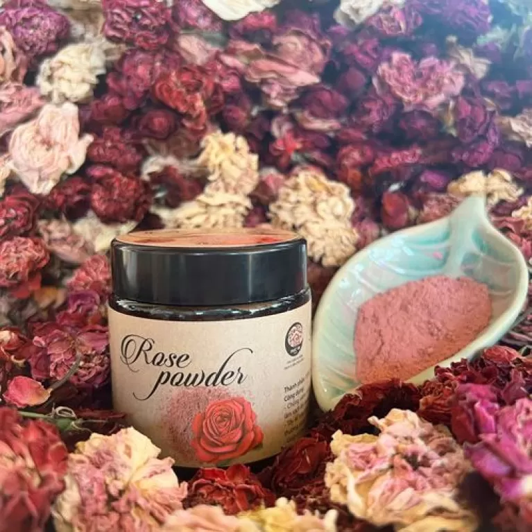 rose powder, herbal powder, boosts collagen for skin, rose powder facial mask, natural exfoliation, natural skin care