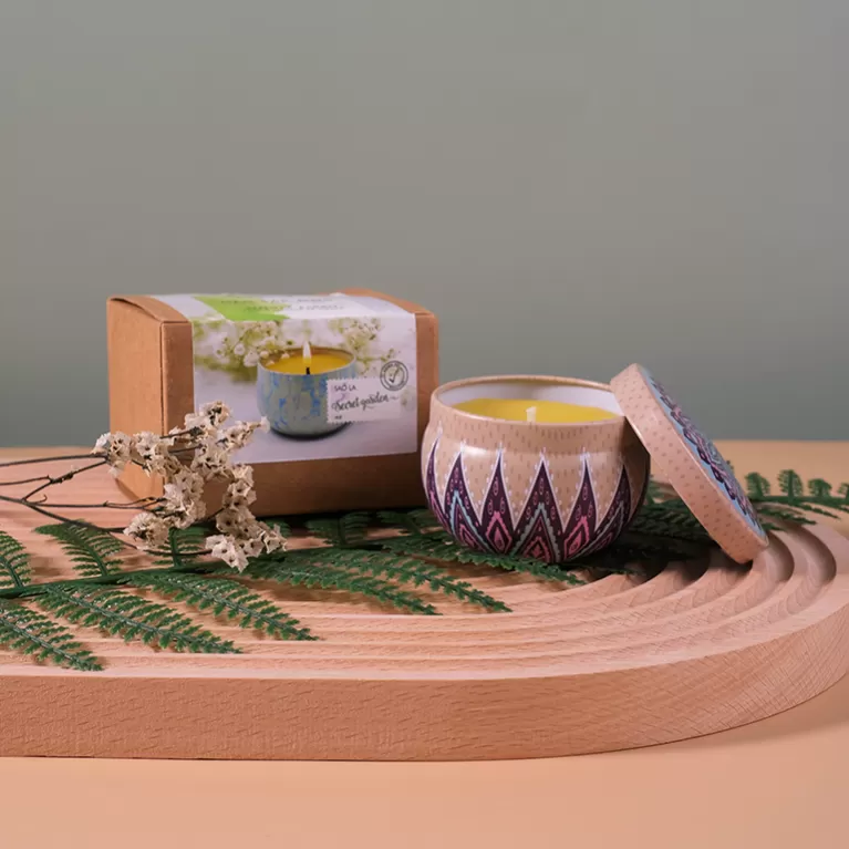 nến thơm tràm năm gân, saola & làng hạ, chus