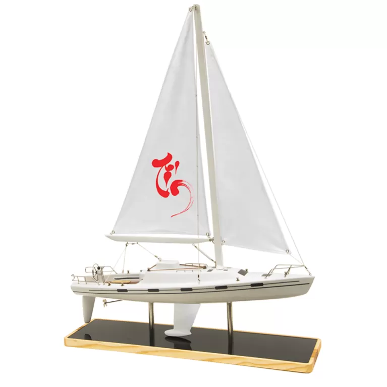 mô hình du thuyền lucky l600.t6, tác phẩm nghệ thuật đế gỗ mica, cánh buồm vải, quà tặng doanh nghiệp sang trọng, quà tặng, cao cấp, trang trí, hahawave, chus