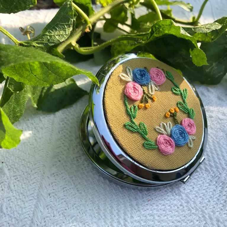 yellow embroidered linen hand mirror, handheld mirror, delicate and cute hand embroidery patterns, vintage style, a gift for girlfriends