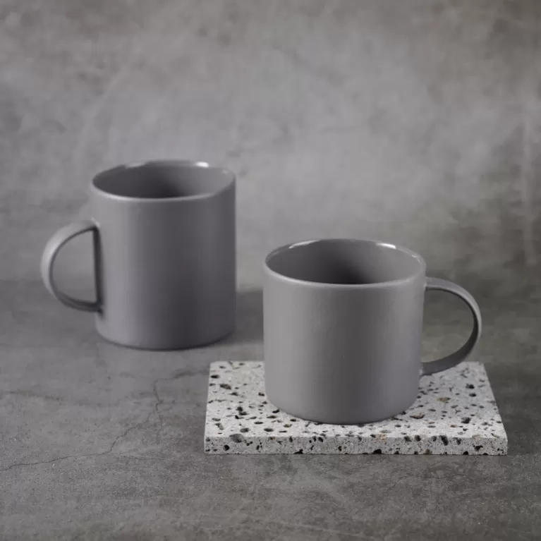 black ceramic cup, mysterious black color, made of bat trang ceramic, skilled artisans, easy to clean, safe to use