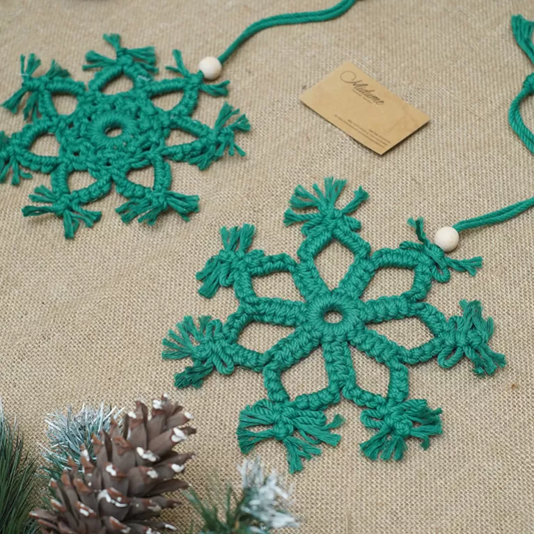 set 2 bông tuyết macrame, chất liệu sợi cotton tự nhiên, không bị ố màu, phụ kiện trang trí, sản phẩm thủ công