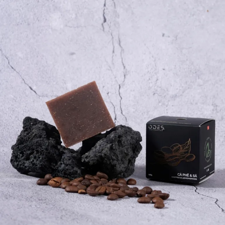 coffee & lemongrass soap, suitable for face, non-irritating, gentle exfoliation, exfoliates, natural ingredients