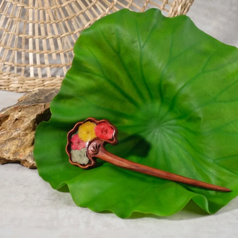 colorful petals resin & wooden hair stick, elegant hair stick, colorful flower patterns, luxurious hair accessory, elegant style