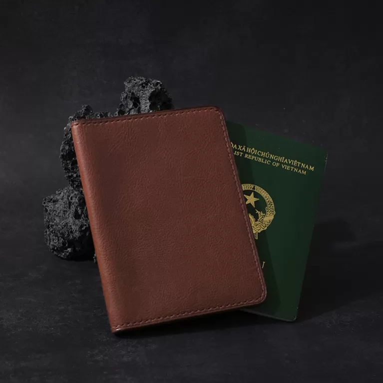 vachetta passport cover, stylish italian leather, protects passport from wear and tear, essential accessory for travel